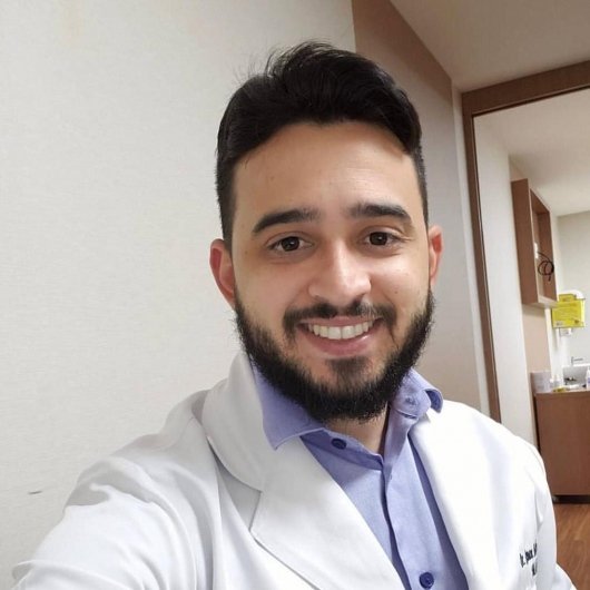 Dr. Renan Mendes Barros