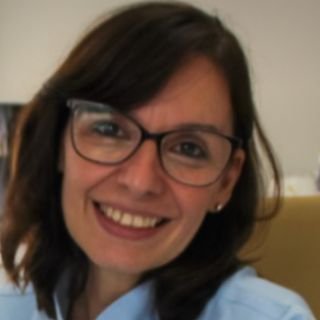 Dra. Kelly Dalmas