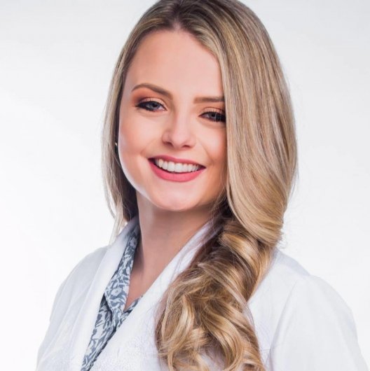 Dra. Leilane Hoffmann Nogueira