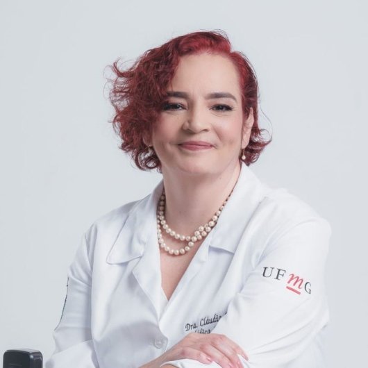 Dra. Claudia Maciel