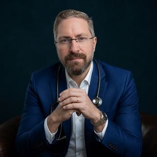 Dr. André Gustavo Santos Lima