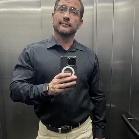 Dr. Leonardo dos Santos Tavares de Melo