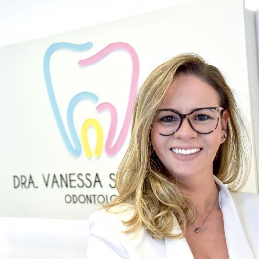Dra. Vanessa Stofanelli