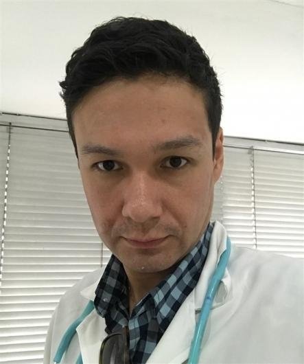 Dr. Ricardo Arze