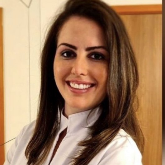 Dra. Edla Renata Cavalcante