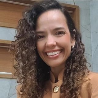 Dra. Tarianne Cristina Alves Aguiar