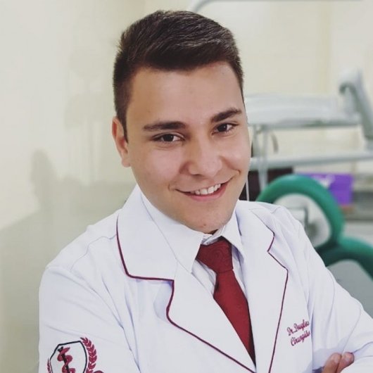 Dr. Douglas Dellbruger