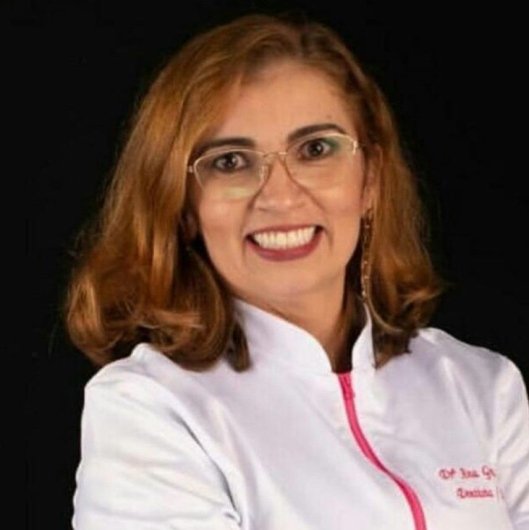 Dra. Ana Lúcia Grangeiro Leite