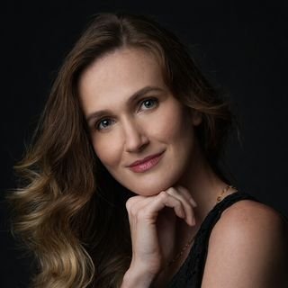 Dra. Bruna Taufenbach