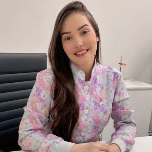 Dra. Andresa Vieira