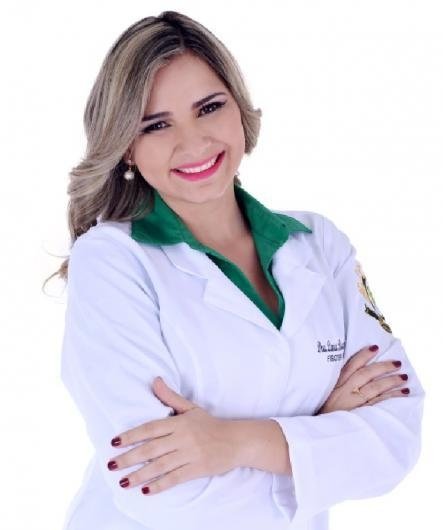 Lara Oliveira