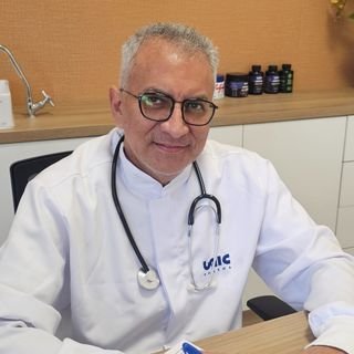 Dr. Angel Ramiro Casanova Cabral