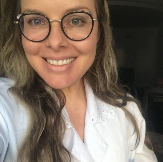 Dra. Letícia Martins Souza
