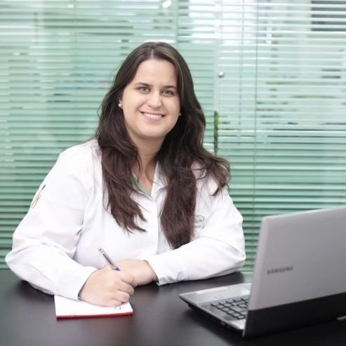Dra. Amelliane Vieira