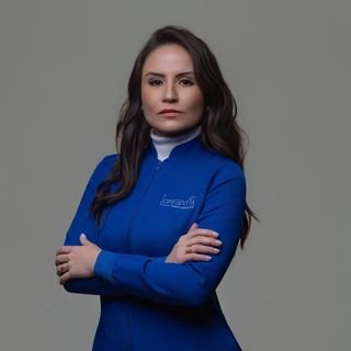 Dra. Mariana Barros