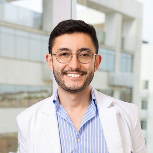 Dr. Felipe Miguel Farion Watanabe