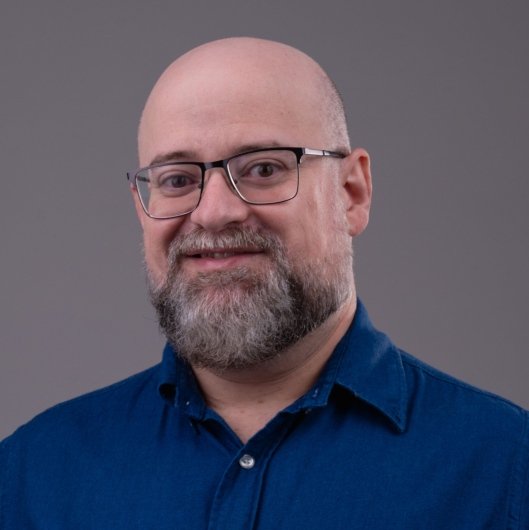 Dr. Emerson Gimenez