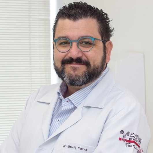 Dr. Marcio Ferraz
