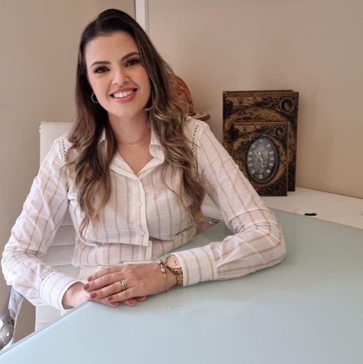 Dra. Ingrid Lopes Soares
