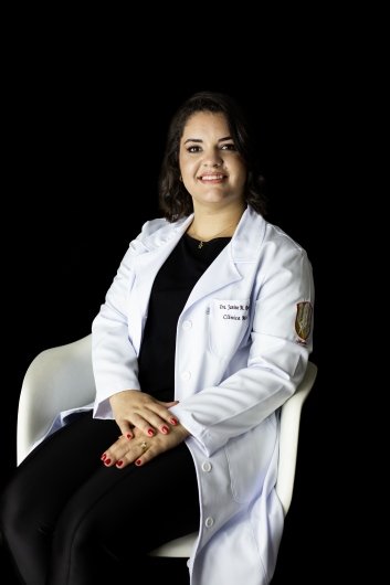 Dra. Janine Madureira Rodrigues