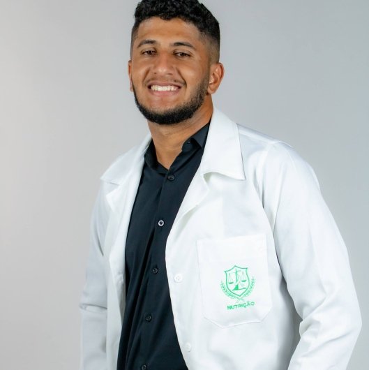 Dr. Leonardo Leandro Pereira Gomes