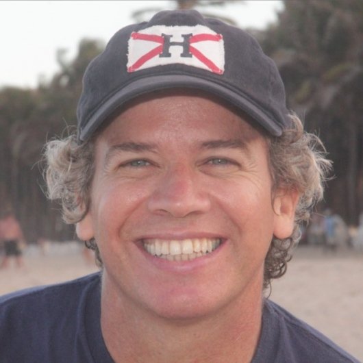 Dr. Ivano A Pereira