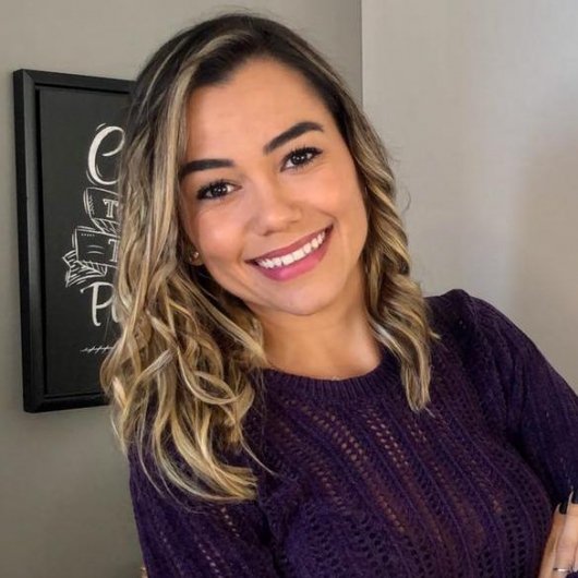Dra. Laís Lopes