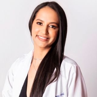 Layane Azevedo