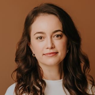 Dra. Karina Bittencourt Medeiros