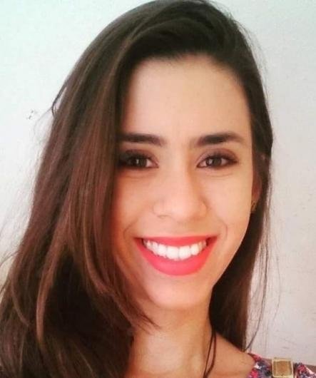 Rhania Costa Mulia