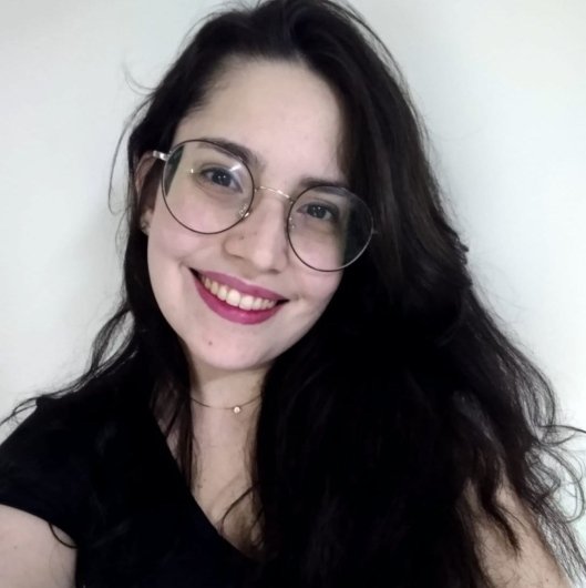 Dra. Fernanda Barbosa de Toledo