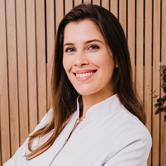 Dra. Luiza Raulino