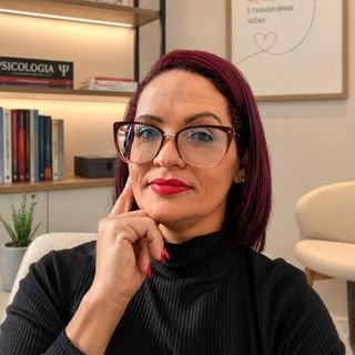 Viviane Adriana Fortes Souto Maior