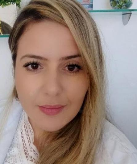 Lívia De Oliveira Barion