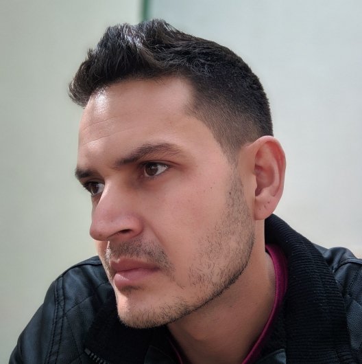 Dr. Raoni Oliveira