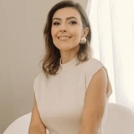 Dra. Paula Rabelo