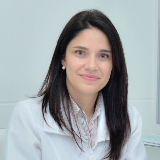 Dra. Débora Mânica Rockenbach