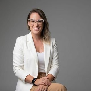 Ana Beatriz Menezes de Oliveira