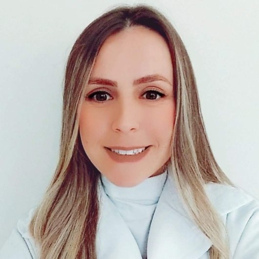 Dra. Bárbara Beber Lopes