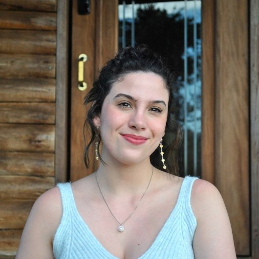 Dra. Bruna Bertoluci