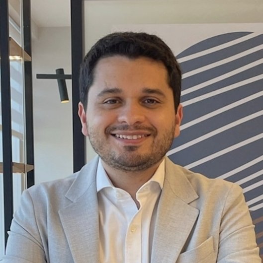 Dr. Luís Vinícius Bastos de Souza