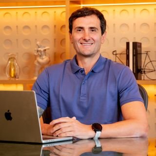 Dr. Fernando Palma