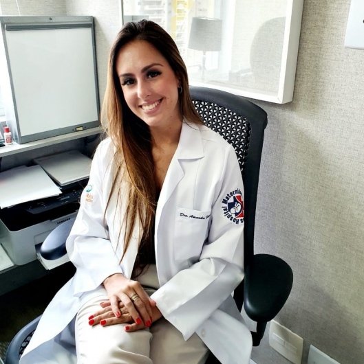 Dra. Amanda Mantovani Fonseca
