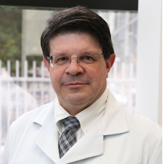 Dr. Claudinei Londero