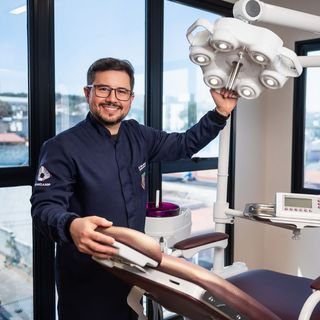 Dr. Paulo Fernando De Abreu Oliveira