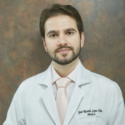 Dr. José Ricardo Lopes Filho