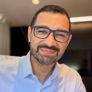 Dr. Rafael Peixoto