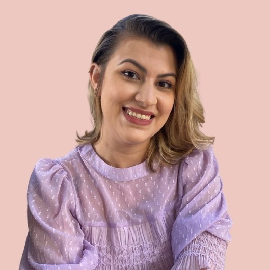 Dra. Adriele Mourão Vieira