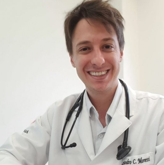 Dr. Leandro Carneiro Moretti