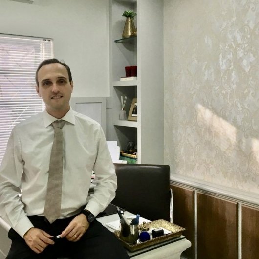 Dr. Luiz Augusto Lacombe